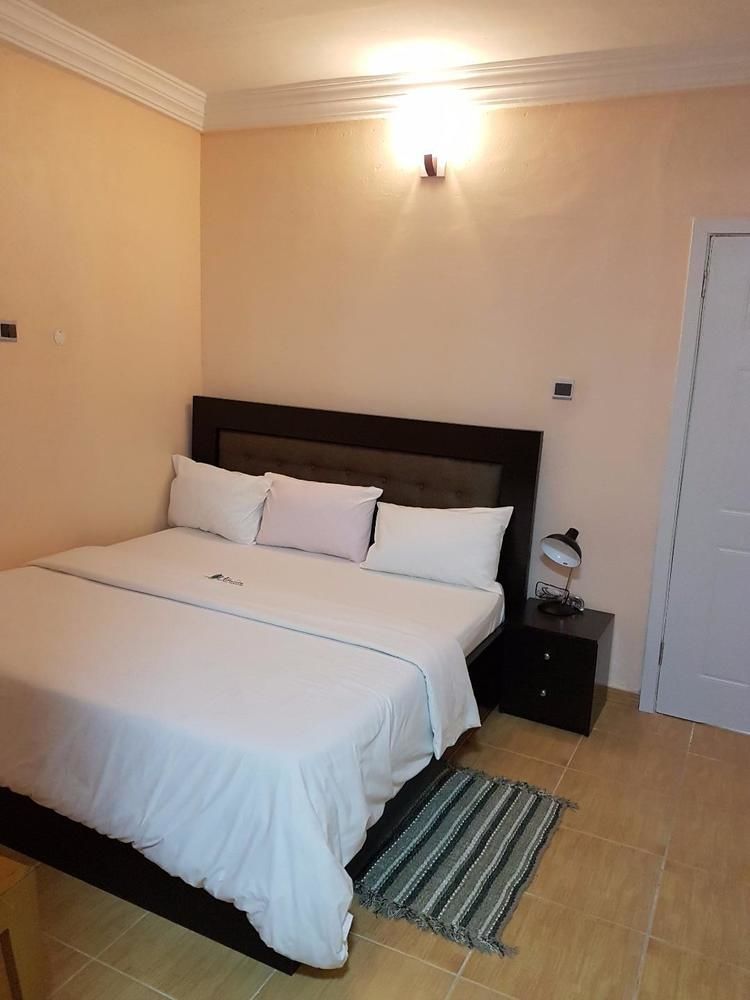 Hillside Gardens Ltd Hotell Lagos Eksteriør bilde