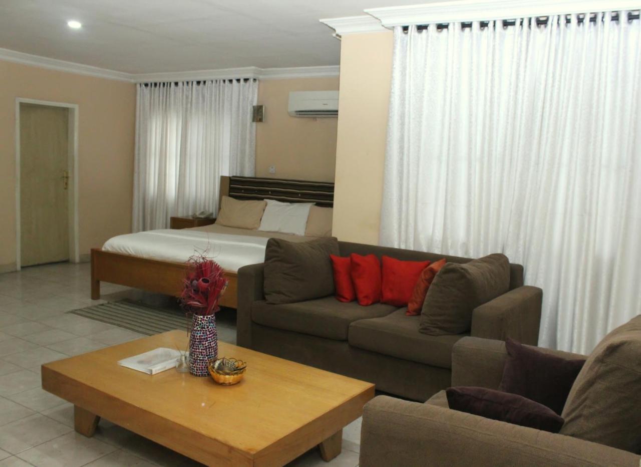 Hillside Gardens Ltd Hotell Lagos Eksteriør bilde